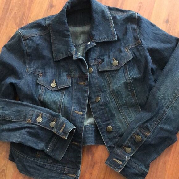 Anne Taylor Loft Cropped denim jacket. Size S - Picture 7 of 7
